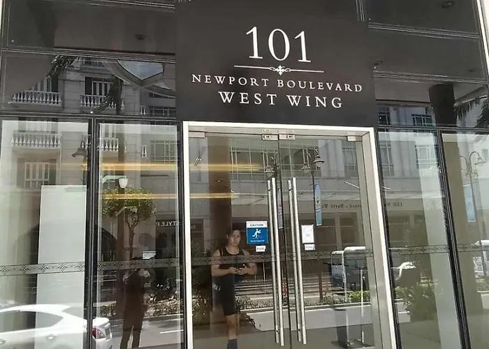 Condotel Walking Distance To Airport *